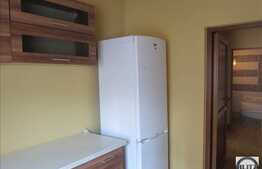 2 camere, 54 mp, balcon de 10 mp, etaj intermediar, parcare cu CF! Zona Terra!