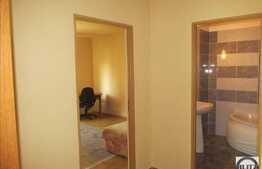 2 camere, 54 mp, balcon de 10 mp, etaj intermediar, parcare cu CF! Zona Terra!