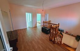 Casă 5 camere, Tărlungeni 