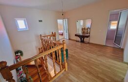 Casă 5 camere, Tărlungeni 