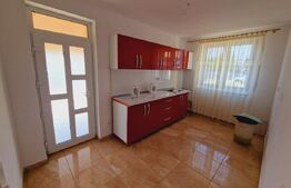 Casă 5 camere, Tărlungeni 