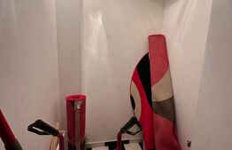 Apartament 3 camere, 2 bai, etaj intermediar, zona Regal 