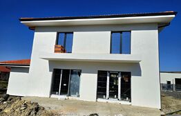 Casă individuală în Chinteni, 120 mp utili, teren de 500 mp, garaj