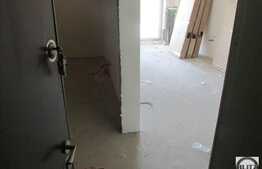 De vanzare apartament 3 camere, 50,5 mp, semifinisat, zona centrala