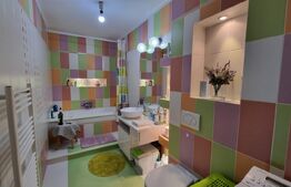 Apartament 3 camere, 77 mp utili, parcare, zona Florilor !