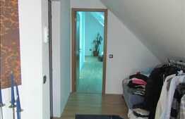 Vanzare mansarda cu 2 camere, 112,65 mp utili, zona strazii Porii! Cu parcare!