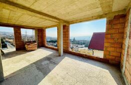 Duplex cu garaj, 156 mp Dâmbul Rotund