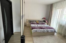 Apartament 3 camere decomandate, 74 mp, zona-Intre Lacuri