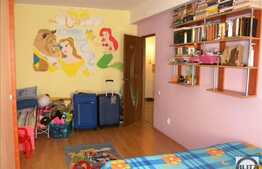 Vanzare 2 camere, 59 mp, balcon, decomandat, zona strazii Somesului!