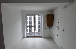 Apartament cu o camera de  38 m2, situat in zona Sopor