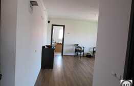 2 camere, 72 mp, 1 balcon, zona strazii Ioan Rus!