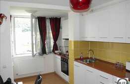 Apartament modern cu 2 camere, 40 mp, balcon inchis, zona Florilor! A.C!