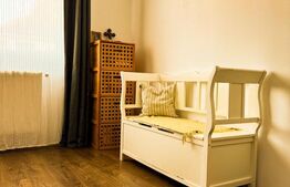 Apartament 3 camere, 82mp, 125mp gradina, parcare, zona Sub Cetate