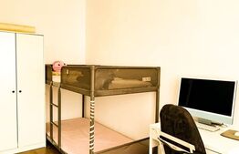 Apartament 3 camere, 82mp, 125mp gradina, parcare, zona Sub Cetate