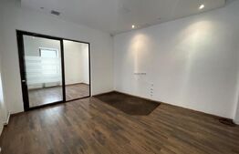 Spatiu de birou, 40 mp, 2 încăperi, zona ultracentrala