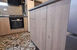 Apartament cu 2 camere, 50 mp, zona Tractoru