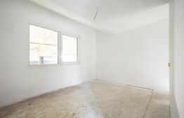 Ansamblu industrial și de birouri de vânzare cu chiriași existenți