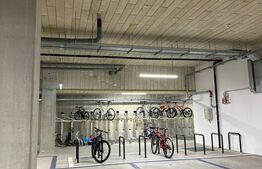 Penthouse 4 camere, finisat, zona Semicentrala