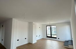 Penthouse 4 camere, finisat, zona Semicentrala