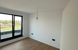 Penthouse 4 camere, finisat, zona Semicentrala