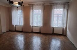 Apartament in vila, 4 camere, 300 mp, D+E+M, zona ultracentrala