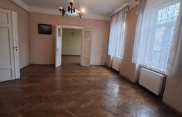 Apartament in vila, 4 camere, 300 mp, D+E+M, zona ultracentrala