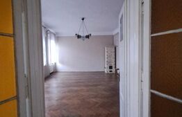Apartament in vila, 4 camere, 300 mp, D+E+M, zona ultracentrala