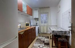 Apartament spatios cu 3 camere, 45 mp, zona-Manastur