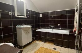 Apartament la casa, 2 camere, 60 mp, zona strazii Cezar Baltag