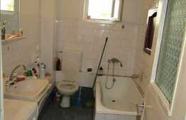 Vanzare apartament 3 camere, 65 mp, decomandat, parcare, zona strazii Izlazului
