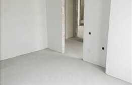 Vanzare apartament cu 3 camere, 100 mp + 3 parcari subterane, semifinisat