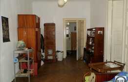 Vanzare 2 camere, 70 mp, terasa 20 mp, zona strazii Horea