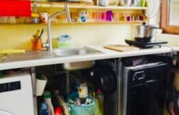 Casa cu 2 corpuri in curte, individuala,  7 camere, 150 mp, zona Bartolomeu