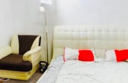 Casa cu 2 corpuri in curte, individuala,  7 camere, 150 mp, zona Bartolomeu