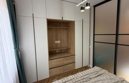 Apartament finisat, 2 camere, nemobilat, parcare, zona Terra