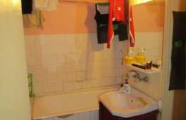 3 camere, 73 mp, decomandat, boxa 10 mp, zona strazii Mehedinti