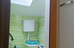 Apartament cu 3 camere, 70 mp, cu 2 parcari in curte privata, zona Campului