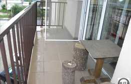 Vanzare apartament cu 2 camere, 51 mp, balcon, zona strazii Florilor!