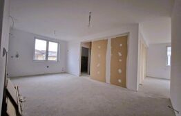 Apartament 3 camere, parcare, zona Penny Apahida