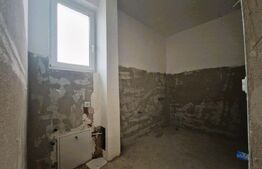 Apartament 3 camere, parcare, zona Penny Apahida