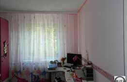 Apartament 4 camere, 78 mp, decomandat, boxa la subsol, zona strazii Mehedinti