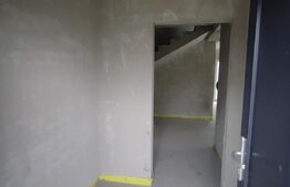 Casa tip duplex, 146 mp utili, teren 400 mp