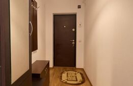 Apartament cu 3 camere, zona Florilor