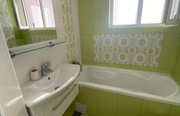 Apartament cu 3 camere, 70 mp, parcare, zona strazii Alexandru Vlahuta 