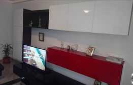 De vanzare apartament 2 camere, 56 mp, terasa, parcare, zona Polus Center !