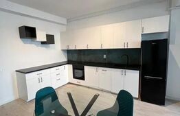 Apartament 2 camere, modern, parcare, zona Vivo