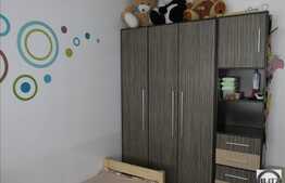 De vanzare apartament decomandat cu 2 camere, 52 mp, zona Florilor! Cu parcare!