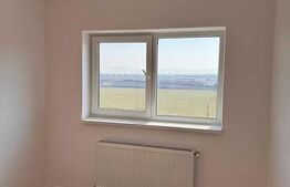 Apartament cu 2 camere decomandat, impecabil, Tractoru