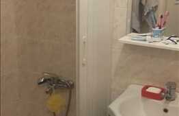 De vanzare apartament 3 camere, 37 mp, etaj intermediar, zona Diana