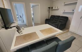 Apartament 3 camere la cheie, 63 mp, parcare, zona Vivo